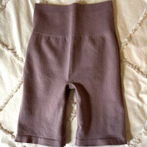 Everlane Ribbed Seamless High Rise The Biker Short - Size XS/S